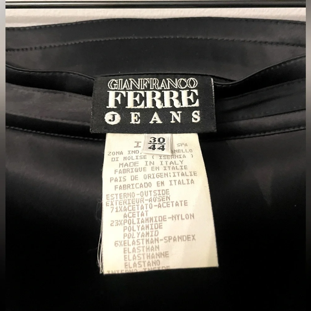 Gianfranco Ferre Vintage Black Mini Skirt - Picture 2 of 6